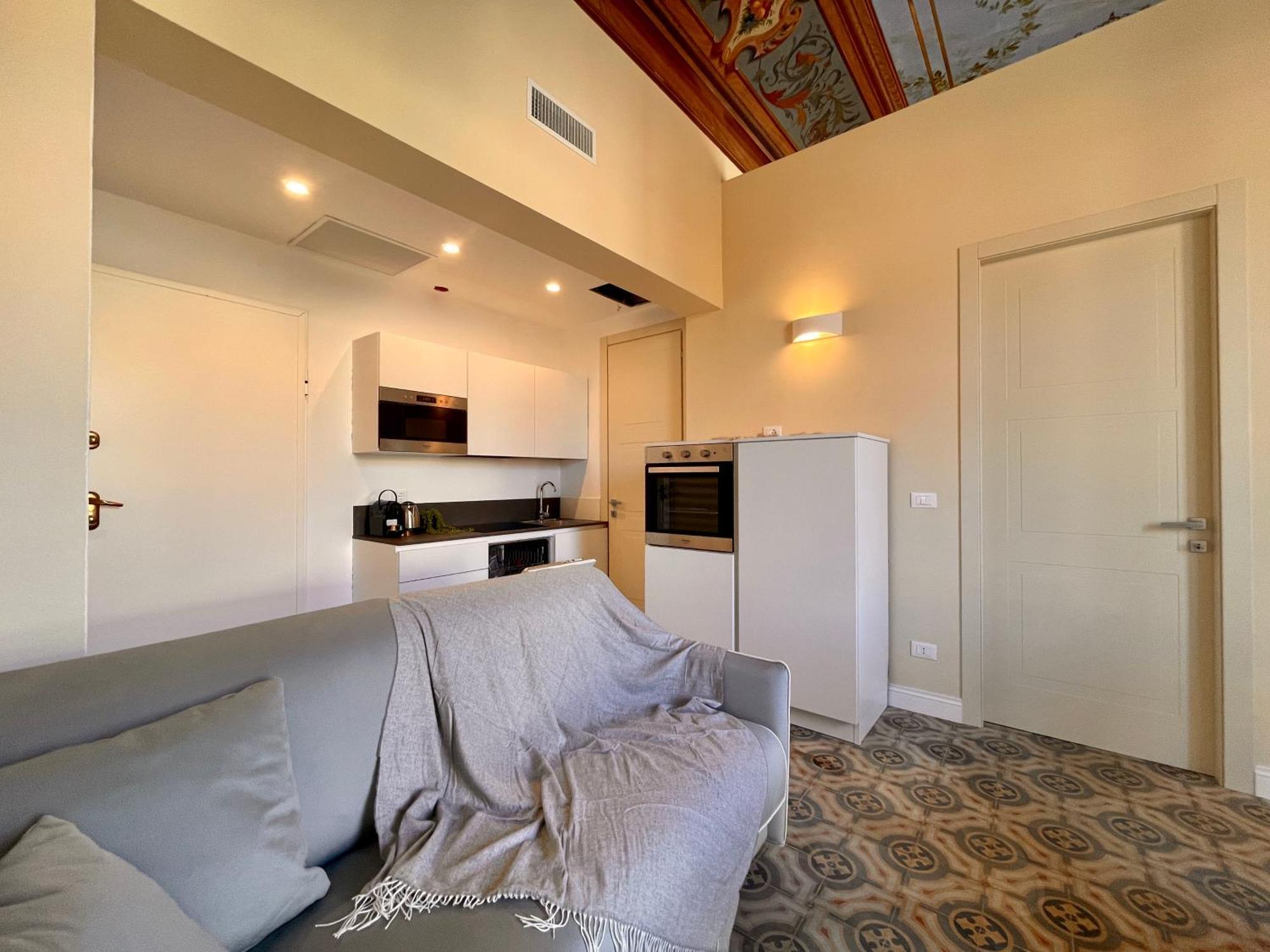 Villa Migliorini Lusso & Comfort In Finalborgo. Finale Ligure Ruang foto